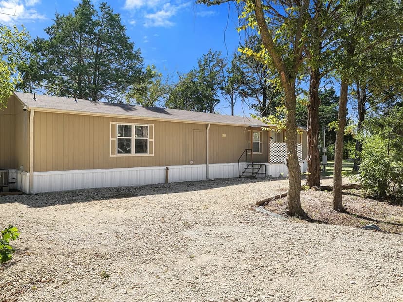 775 Whitaker Cir, Gordonville, TX 76245